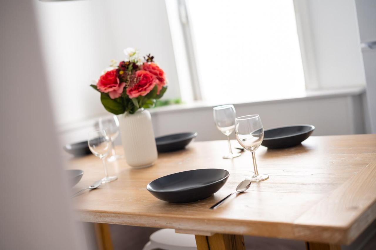 2 Bedroom Top Floor Apartment Direct On Marienplatz มิวนิก ภายนอก รูปภาพ
